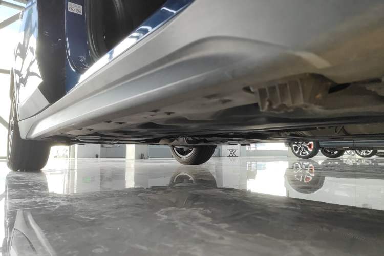Used BMW X1 2021 Restyled sDrive25Li Leading Edition Right Side Sill