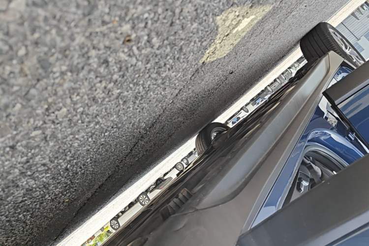 Used BMW X1 2021 sDrive25Li Leading Model Right Side Sill