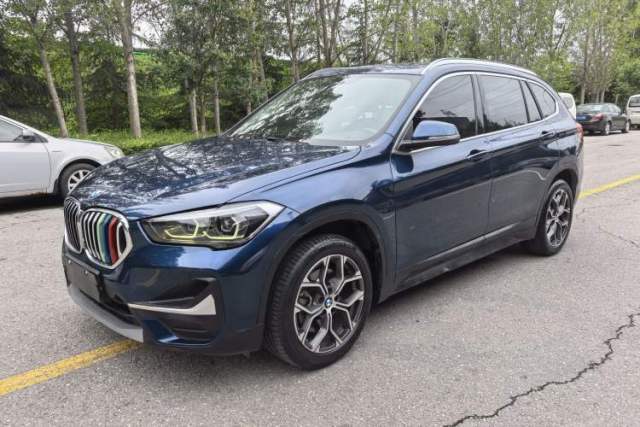 Ojetý BMW X1 2021 Restyled sDrive25Li Leading Edition