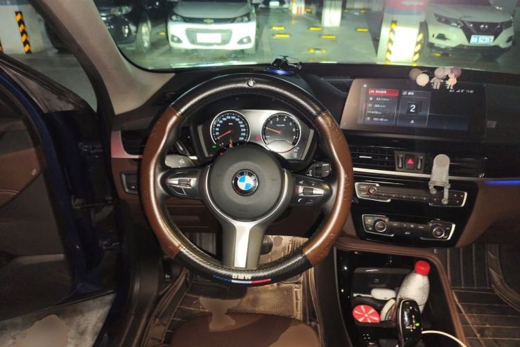 Used BMW X1 2021 Restyled sDrive20Li Premium Edition Steering Wheel