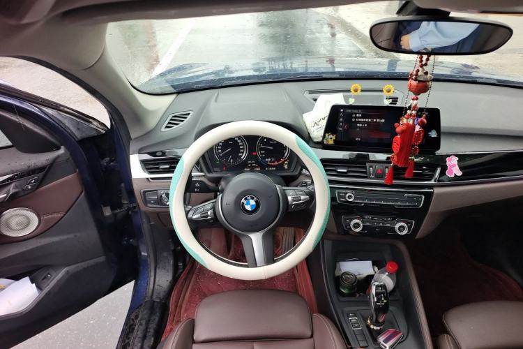 Used BMW X1 2021 sDrive25Li Leading Model Steering Wheel