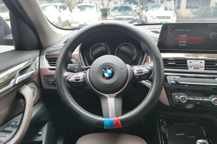 Used BMW X1 2021 xDrive25Li Luxury Model Steering Wheel
