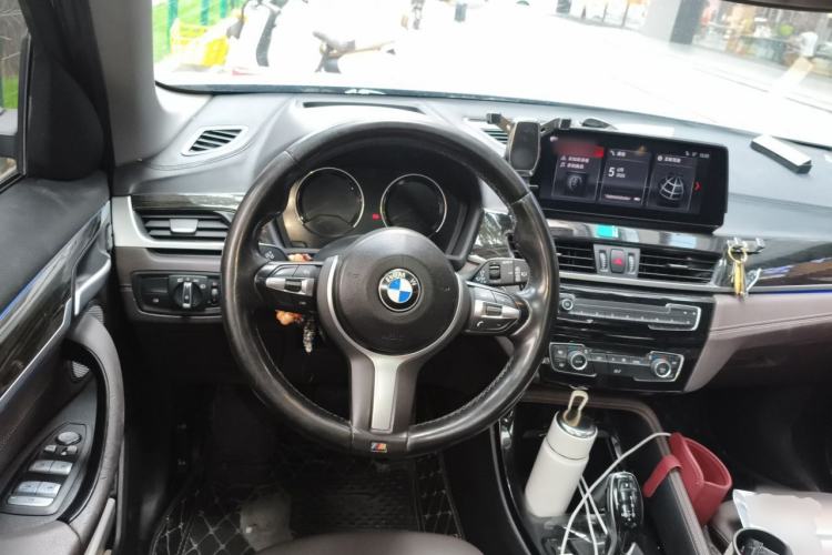 Used BMW X1 2021 xDrive25Li Luxury Model Steering Wheel