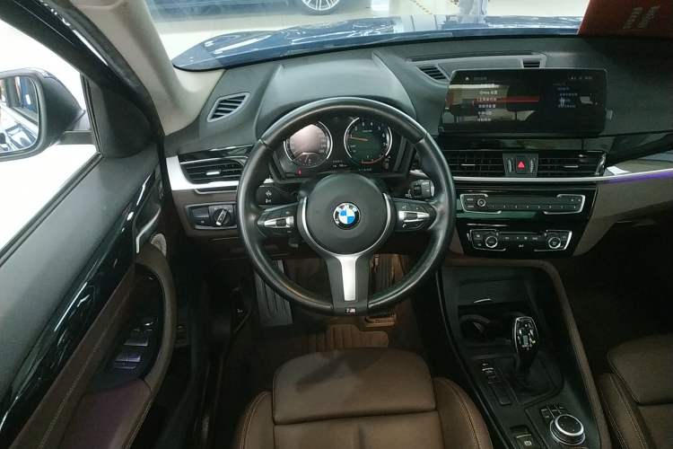 Used BMW X1 2021 sDrive25Li Leading Model Steering Wheel