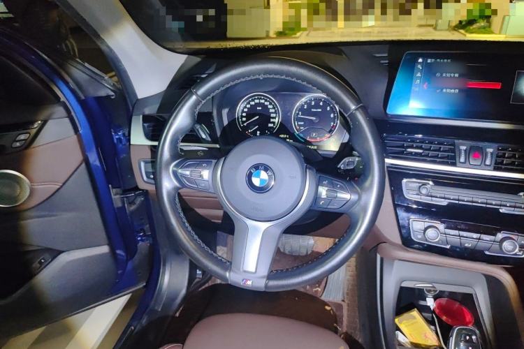 Used BMW X1 2021 sDrive25Li Leading Model Steering Wheel
