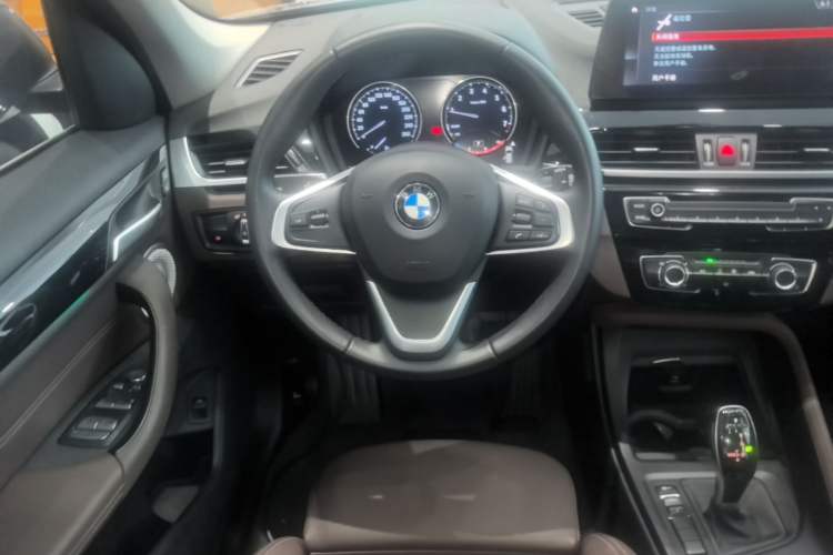 Used BMW X1 2021 sDrive20Li Fashion Model Steering Wheel