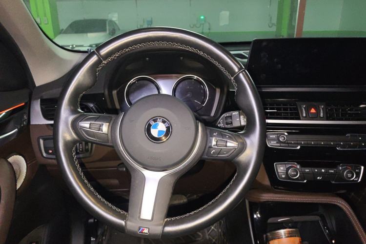 Used BMW X1 2021 sDrive20Li Premium Edition Steering Wheel