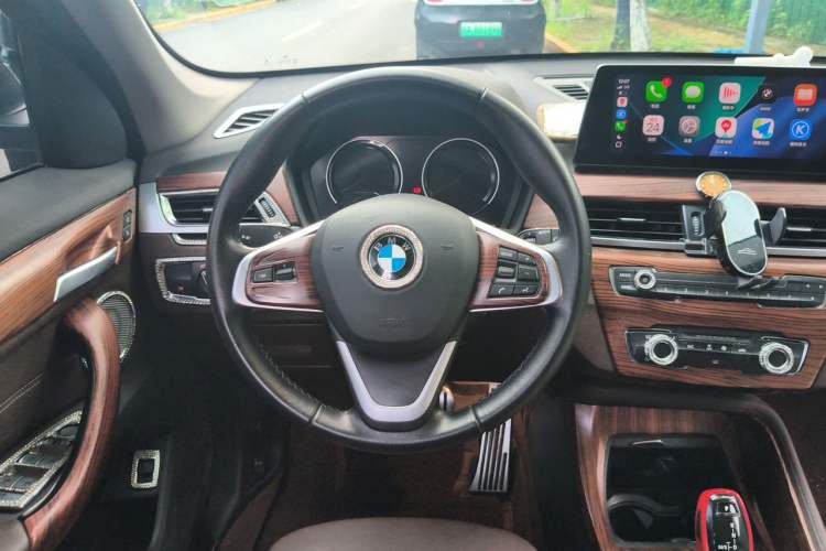Used BMW X1 2021 sDrive20Li Fashion Model Steering Wheel