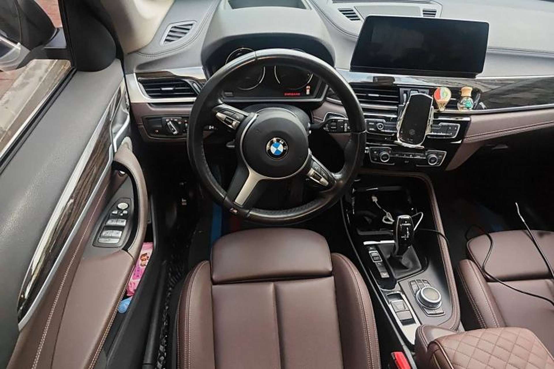 Used BMW X1 2021 xDrive25Li Luxury Model Steering Wheel