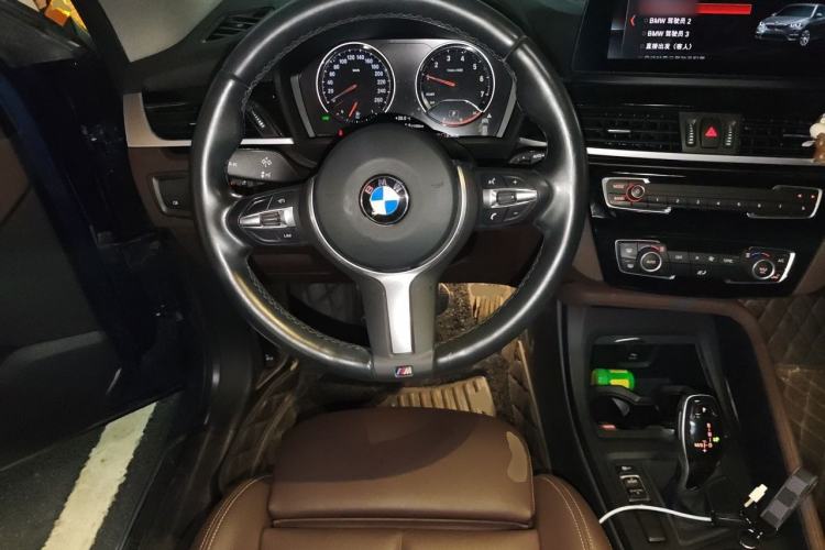 Used BMW X1 2021 sDrive25Li Leading Model Steering Wheel