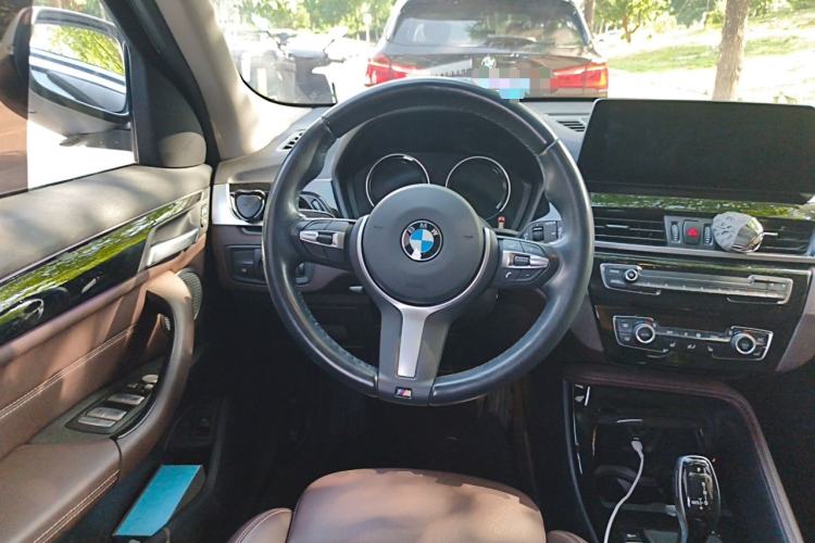 Used BMW X1 2021 Restyled sDrive20Li Premium Edition Steering Wheel