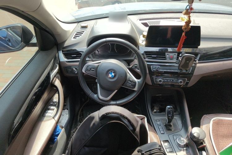 Used BMW X1 2021 sDrive20Li Fashion Model Steering Wheel