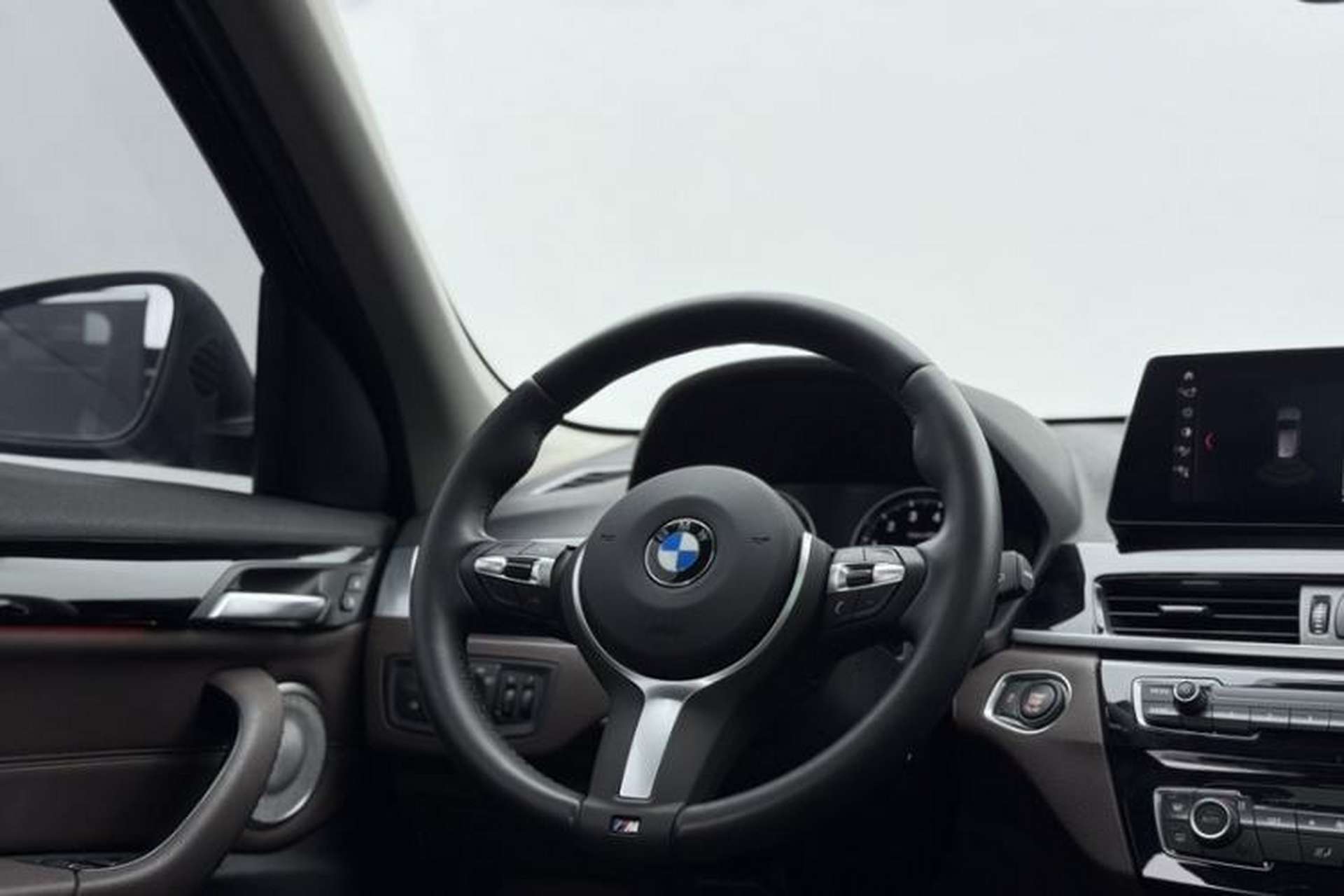 Used BMW X1 2021 sDrive25Li Leading Model Steering Wheel