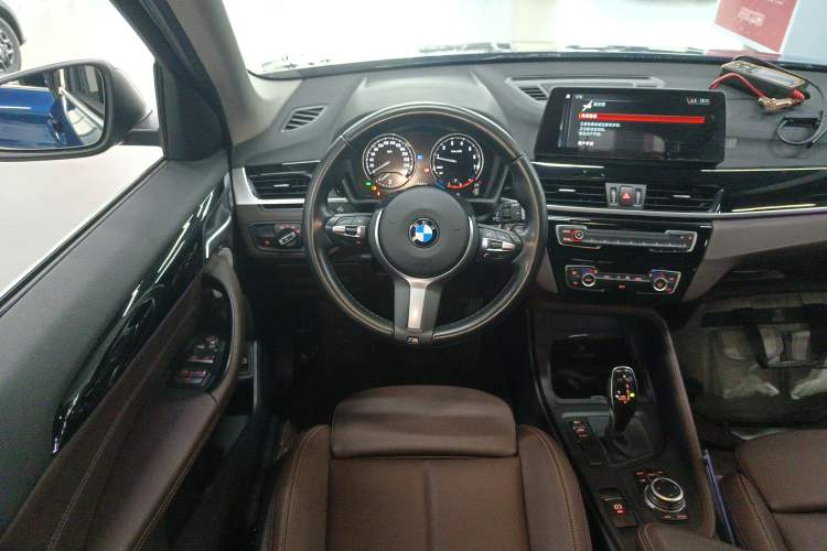 Used BMW X1 2021 sDrive25Li Leading Model Steering Wheel