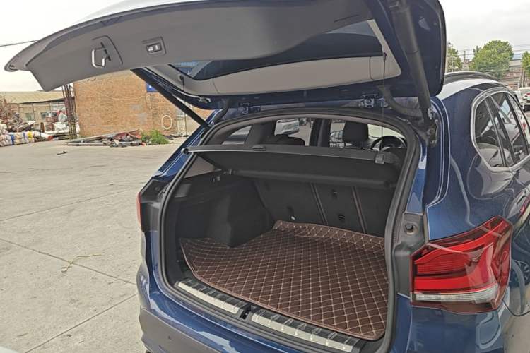 Used BMW X1 2021 Restyled sDrive25Li Leading Edition Trunk