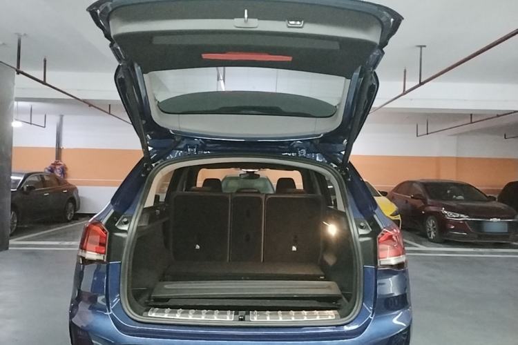 Used BMW X1 2021 sDrive25Li Leading Model Trunk