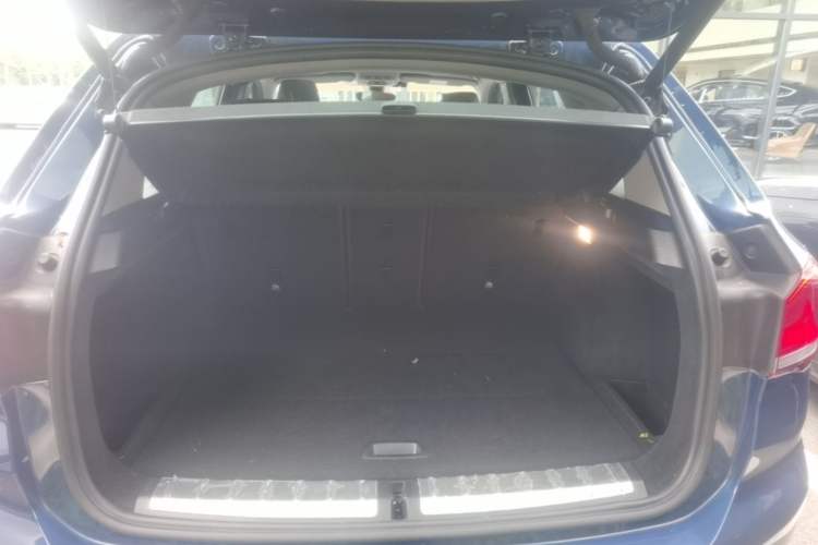 Used BMW X1 2021 Restyled sDrive25Li Leading Edition Trunk