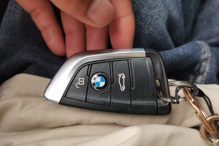 Used BMW X1 2021 sDrive20Li Premium Edition Vehicle Key