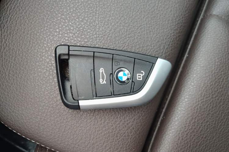 Used BMW X1 2021 sDrive25Li Leading Model Vehicle Key