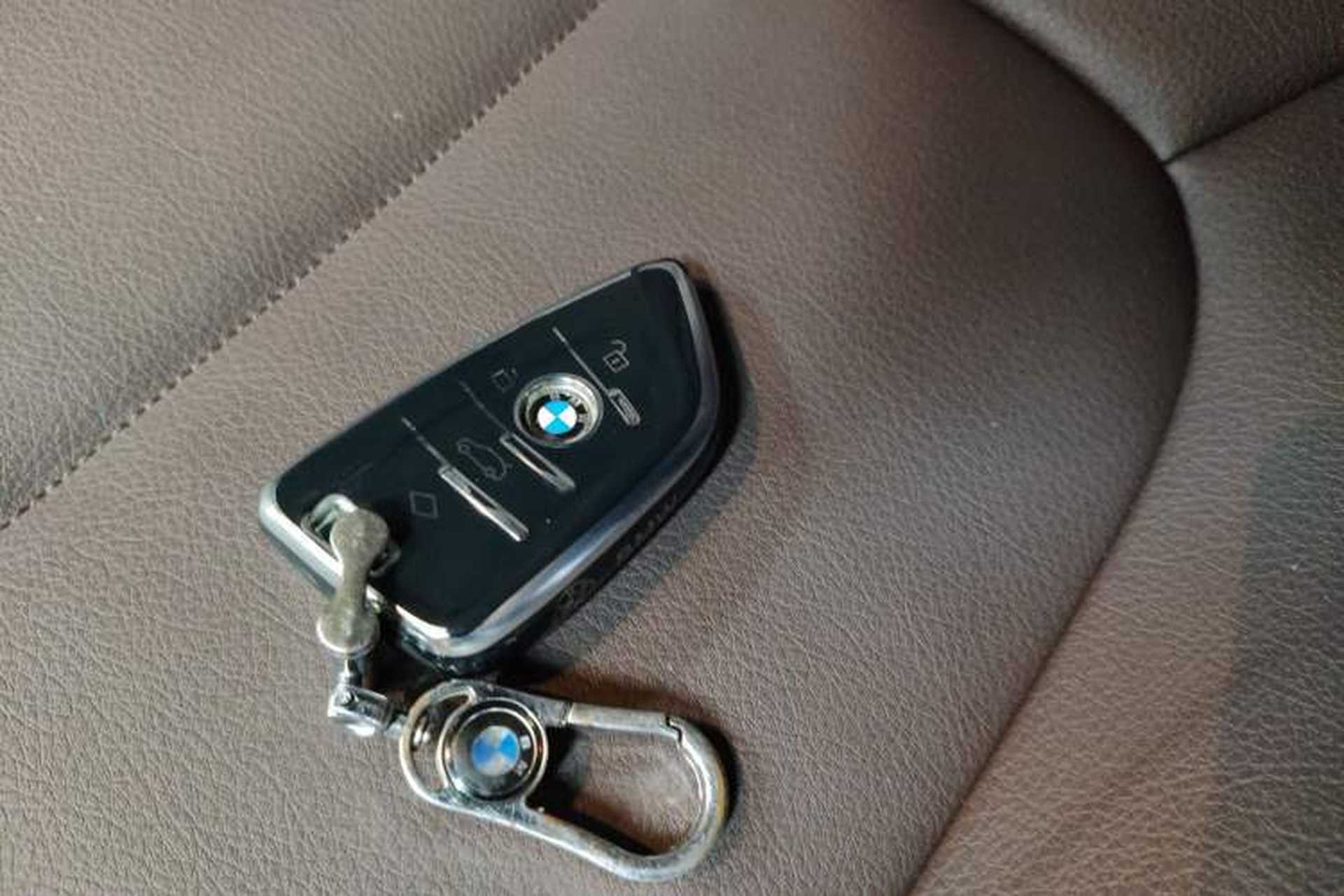 Used BMW X1 2021 sDrive25Li Leading Model Vehicle Key