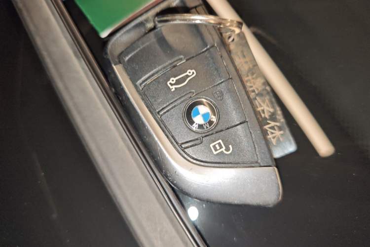 Used BMW X1 2021 sDrive20Li Premium Edition Vehicle Key