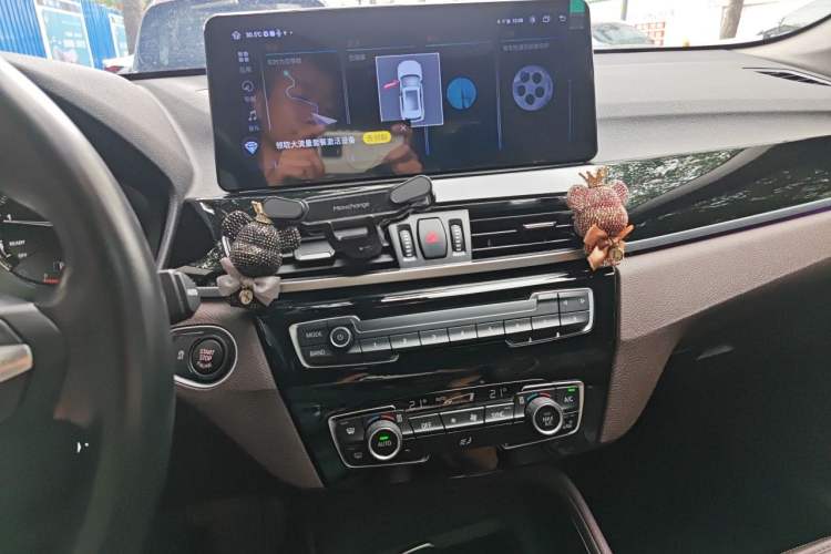 Used BMW X1 2021 sDrive25Li Leading Model Audio And AC Panel