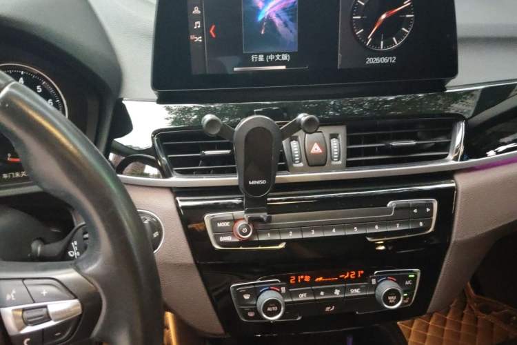 Used BMW X1 2021 sDrive20Li Premium Edition Audio And AC Panel