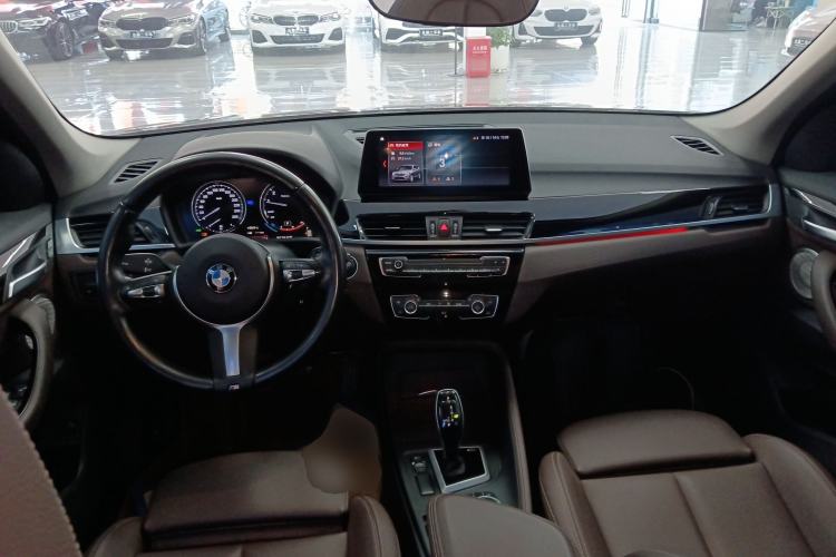 Used BMW X1 2021 sDrive25Li Leading Model Center Console