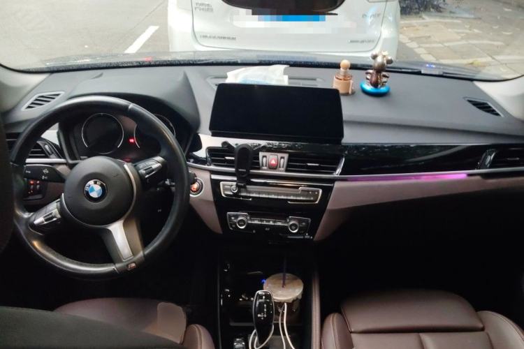 Used BMW X1 2021 sDrive20Li Premium Edition Center Console