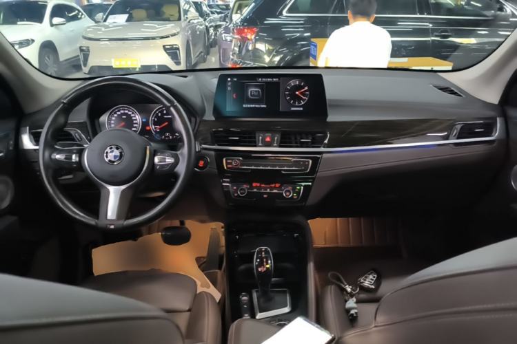 Used BMW X1 2021 xDrive25Li Luxury Model Center Console