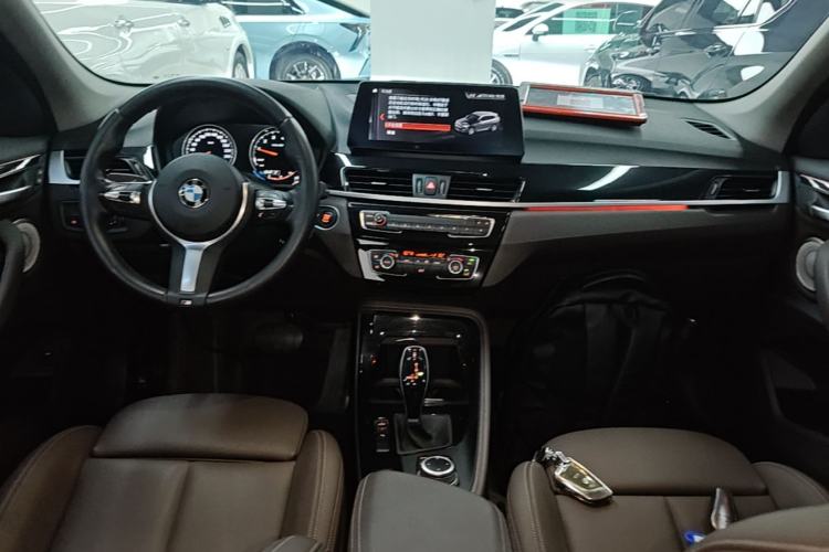 Used BMW X1 2021 sDrive20Li Premium Edition Center Console