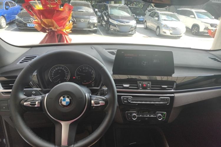 Used BMW X1 2021 sDrive25Li Leading Model Center Console