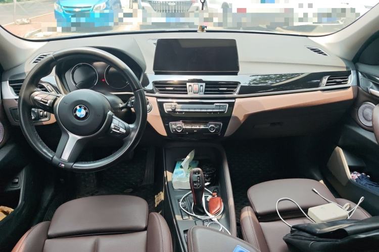 Used BMW X1 2021 sDrive25Li Leading Model Center Console