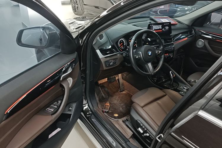 Used BMW X1 2021 sDrive20Li Premium Edition Driver Seat