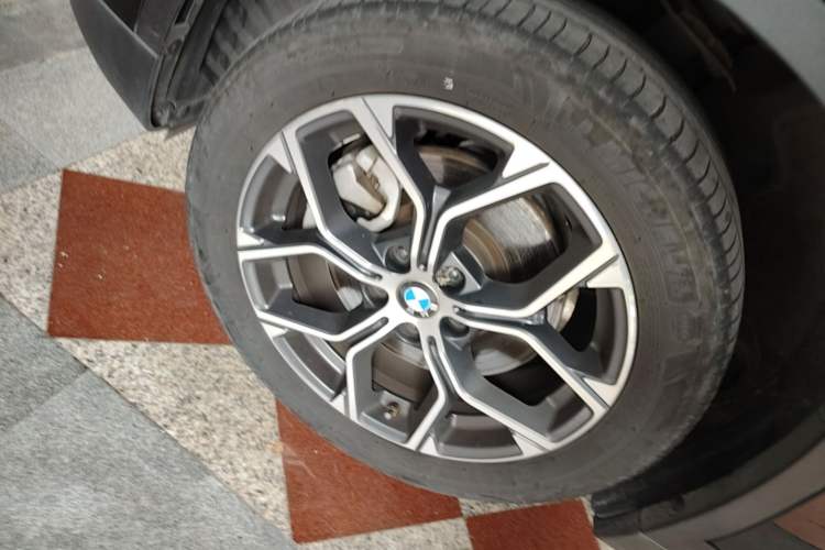 Used BMW X1 2021 Restyled sDrive25Li Leading Edition Exterior 4