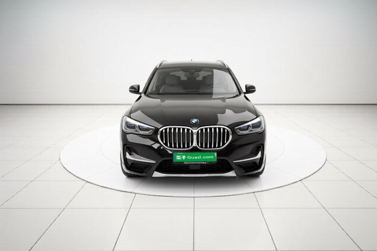 Used BMW X1 2021 Restyled sDrive20Li Premium Edition Front Right 45 Deg