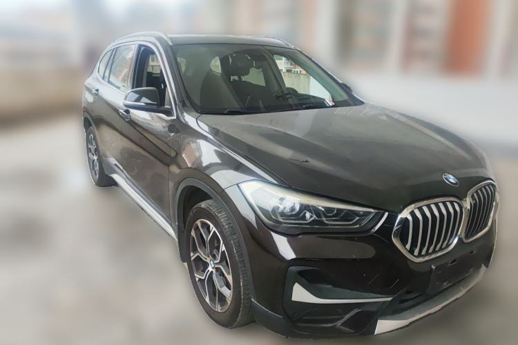 Used BMW X1 2021 Restyled sDrive20Li Premium Edition Front Right 45 Deg