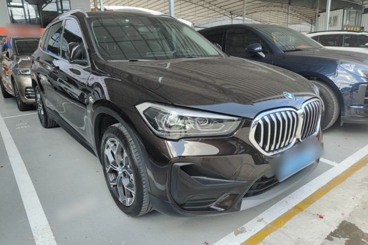 Used BMW X1 2021 sDrive25Li Leading Model Front Right 45 Deg
