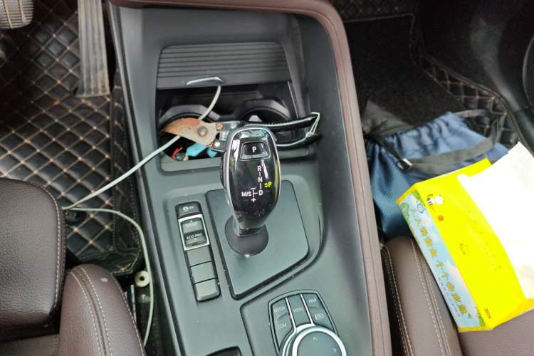 Used BMW X1 2021 sDrive25Li Leading Model Gear Lever