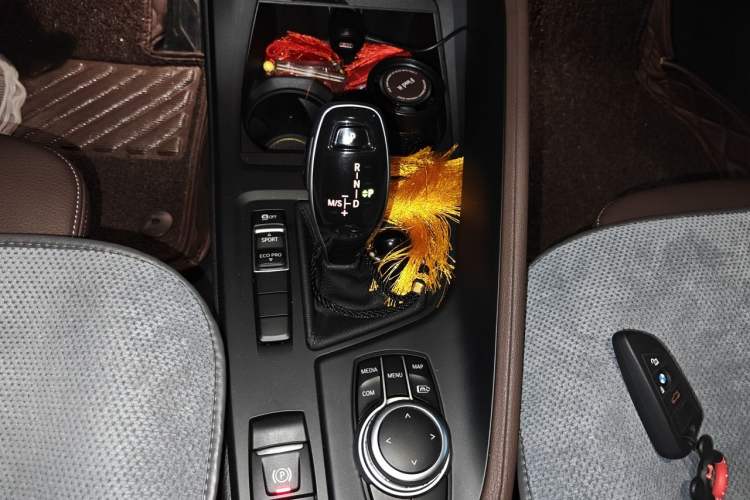 Used BMW X1 2021 sDrive25Li Leading Model Gear Lever