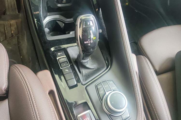 Used BMW X1 2021 Restyled sDrive20Li Premium Edition Gear Lever