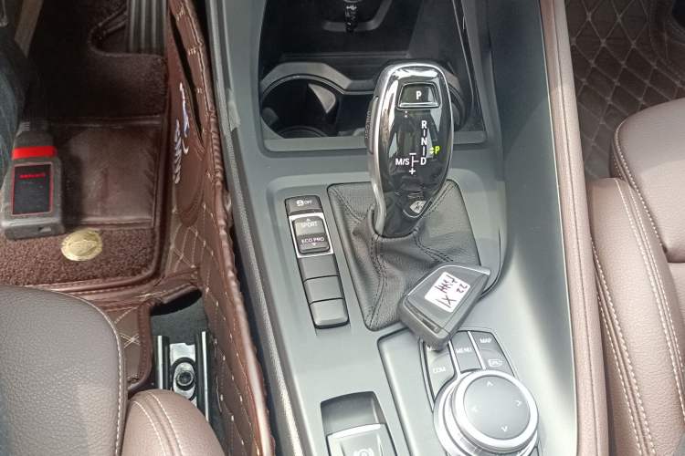 Used BMW X1 2021 Restyled sDrive25Li Leading Edition Gear Lever