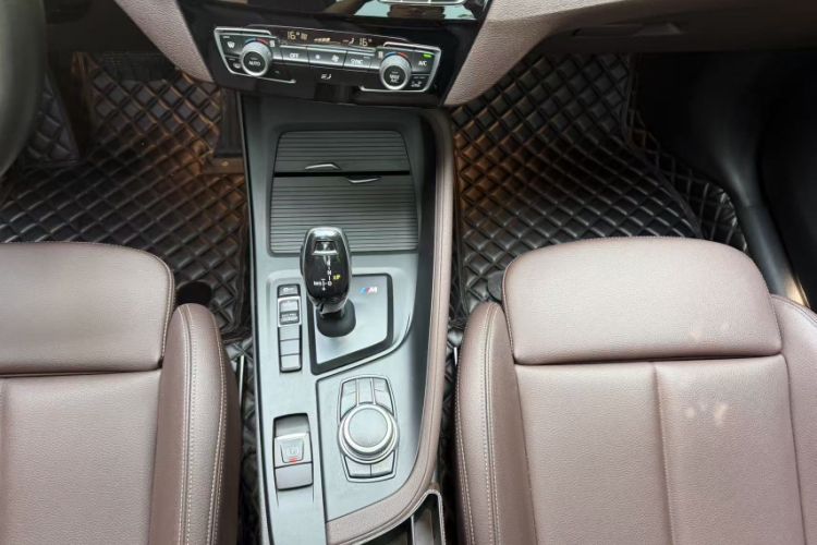Used BMW X1 2021 Restyled sDrive25Li Leading Edition Interior 4