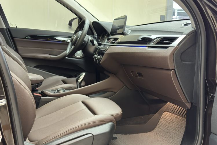 Used BMW X1 2021 sDrive25Li Leading Model Interior 8