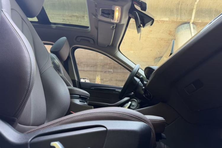 Used BMW X1 2021 Restyled sDrive25Li Leading Edition Interior 9