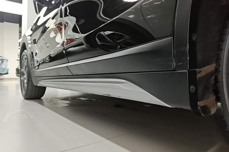 Used BMW X1 2021 sDrive20Li Premium Edition Left Side Sill