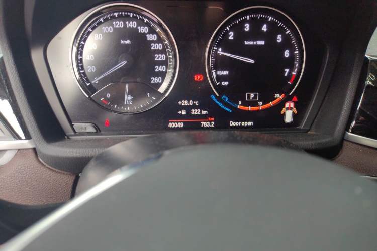 Used BMW X1 2021 sDrive20Li Fashion Model Odometer Close Up