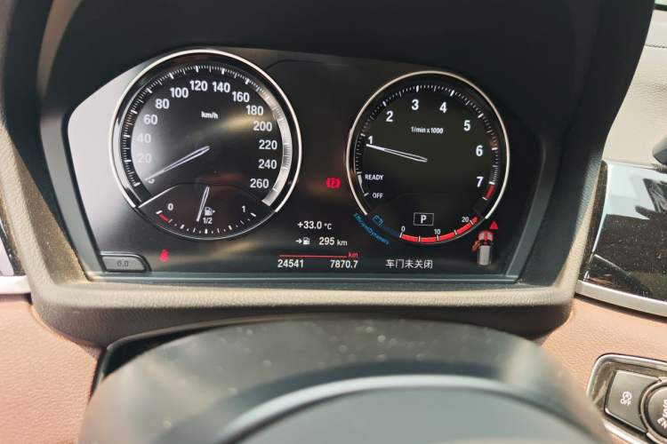 Used BMW X1 2021 sDrive25Li Leading Model Odometer Close Up