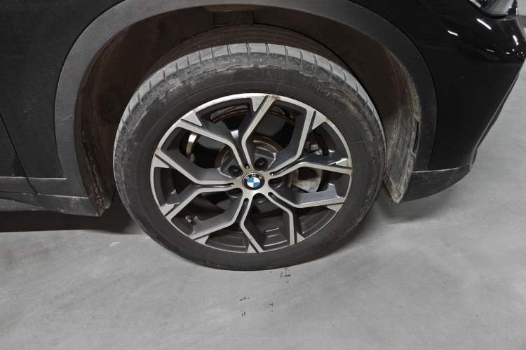 Used BMW X1 2021 sDrive25Li Leading Model Right Front Wheel Hub