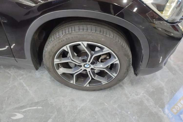 Used BMW X1 2021 sDrive25Li Leading Model Right Front Wheel Hub